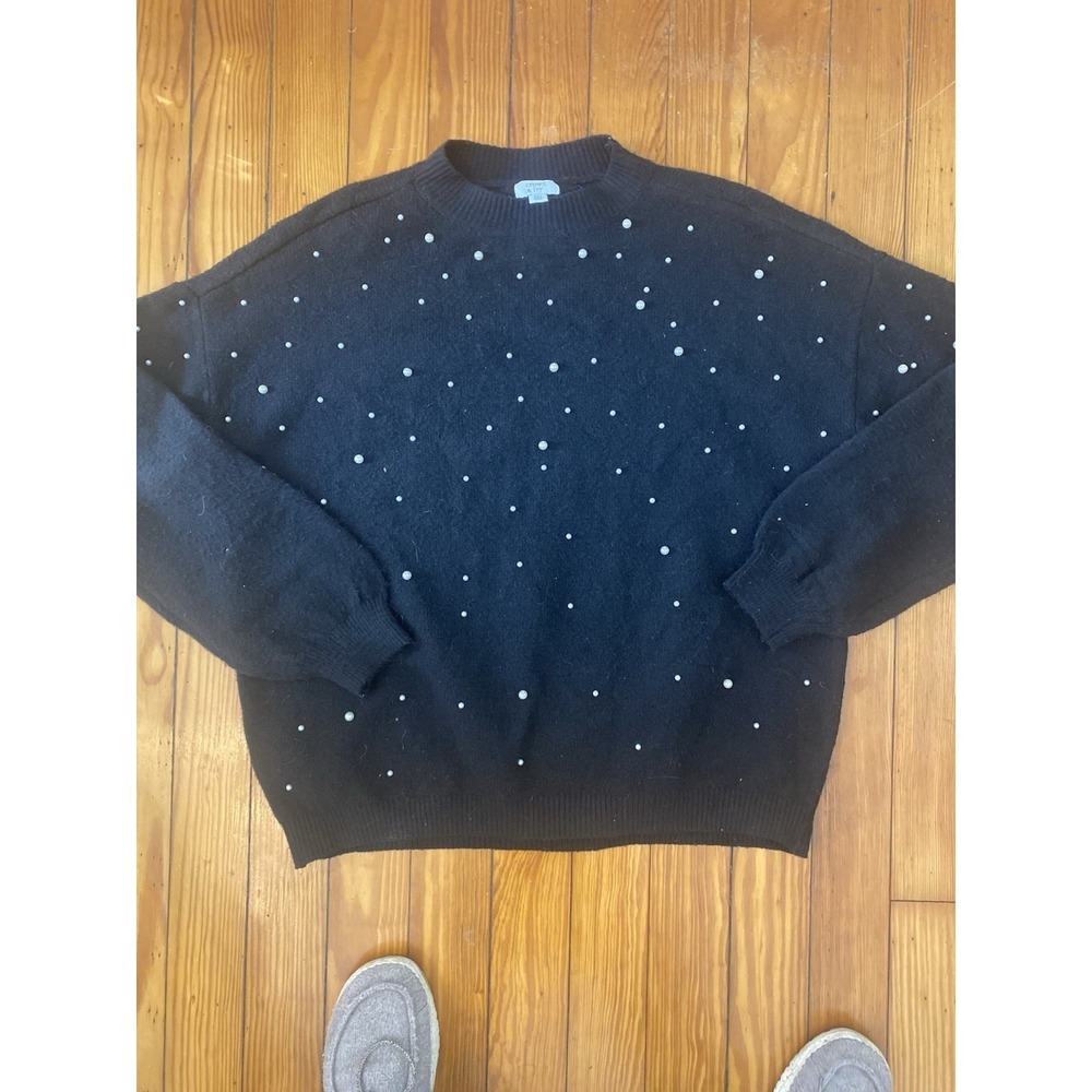 NWT Crown And Ivy Woman's Black Sweater w Pearls Size P M - Picture 2 of 7